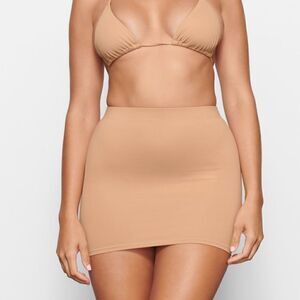 NWT SKIMS swim skirt in ochre XS